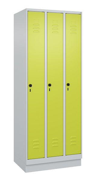 C+P Umkleidespind Classic PLUS, Sockel, 3 Abteile, 1950x750x500mm, 7035/0024, Drehriegel, 080020-39 S10010