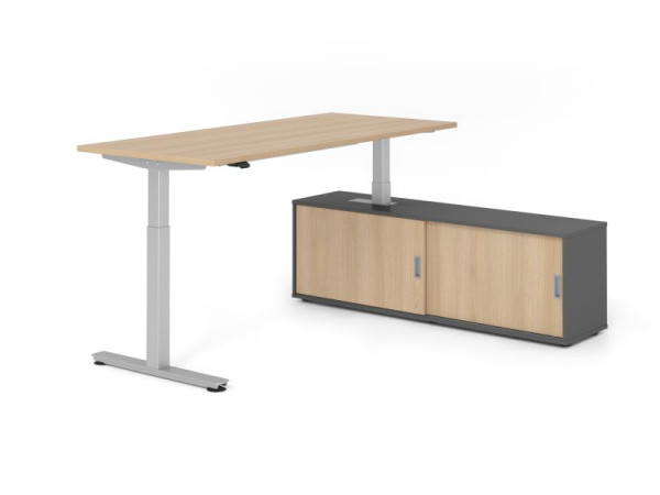 Hammerbacher Schreibtisch XMST19, 180x80cm, Platte: Eiche, T-Fuß Gestell Silber, Höhe: 71 - 120 cm, Graphit / Eiche, VXMST19SB/E/S/G/E