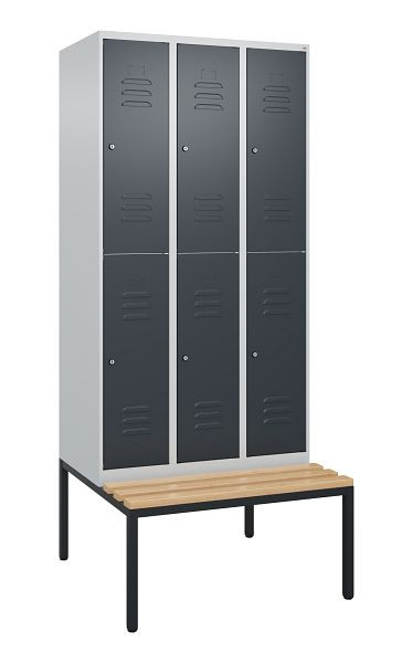 C+P Doppelstöckiger Spind Classic PLUS, 3 Abteile, 2120x900x815mm, 7035/7016, Zylinderschlösser, Buche-Sitzleisten, Sitzbank, 0803507-30 S10098