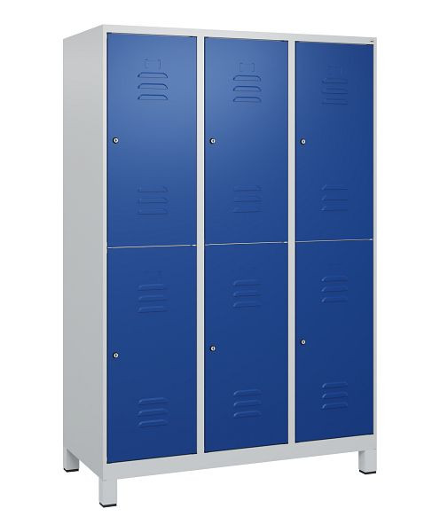 C+P Doppelstöckiger Spind Classic PLUS, Füße, 3 Abteile, 1800x1200x500mm, 7035/5010, Zylinderschlösser, 0803107-32 S10018