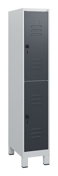 C+P Doppelstöckiger Spind Classic PLUS, Füße, 1630x300x500mm, 7035/7016, Drehriegel, 0803105-10 S10008