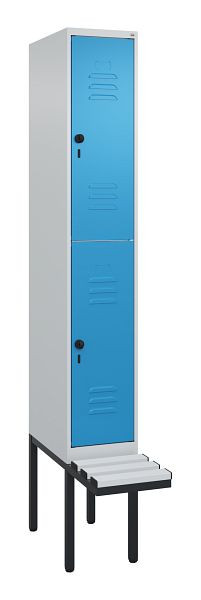 C+P Doppelstöckiger Spind Classic PLUS, 2120x300x815mm, 7035/5012, Drehriegel, mit Untergestell und schwebender Sitzfläche, 0803407-10 S10109