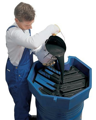 DENIOS Fasstrichter aus Polyethylen (PE), Wabenform, 22 Liter Volumen, mit Sieb, 114878