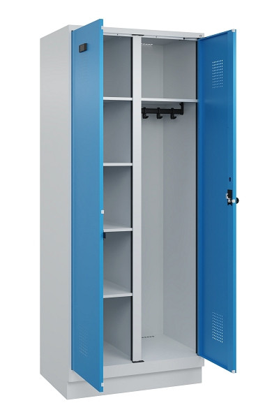 C+P Wäsche-/Garderobenspind Evolo PLUS, mit Sockel, 2 Abteile, 1950x800x500mm, 7, Frontfarbe RAL 5012 Lichtblau, Drehriegel, 049620-22 S10007