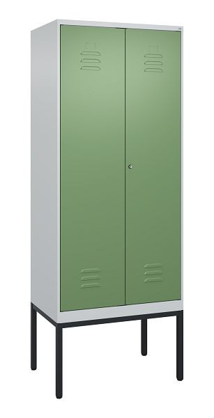 C+P Umkleidespind Classic PLUS SW, Gestell, 2 Abteile, 2120x800x500mm, 7035/6011, Zylinderschloss, 0800327-22 S10021