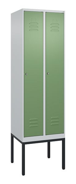 C+P Umkleidespind Classic PLUS, Gestell, 2 Abteile, 2120x600x500mm, 7035/6011, Zylinderschlösser, 0800307-20 S10021