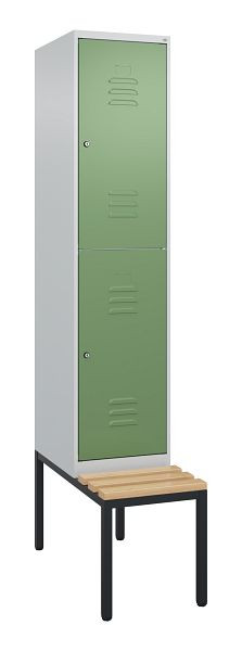 C+P Doppelstöckiger Spind Classic PLUS, 2120x400x815mm, 7035/6011, Zylinderschlösser, Sitzleisten aus Buche, mit untergebauter Sitzbank, 0803507-12 S10096