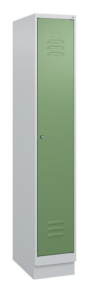 C+P Umkleidespind Classic PLUS, Sockel, 1800x300x500mm, 7035/6011, Zylinderschloss, 0800207-10 S10021