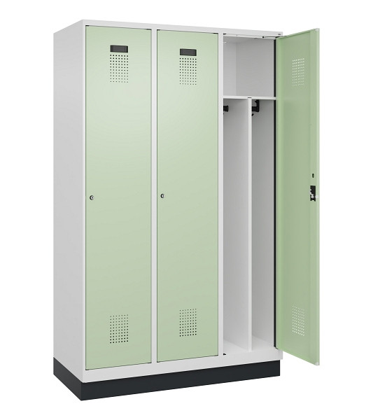 C+P Spind Evolo PLUS, mit Sockel, 3 Abteile, 1950x1200x500mm, 9016/6019, Verschluss Zylinderschloss, 049020-32F S10046