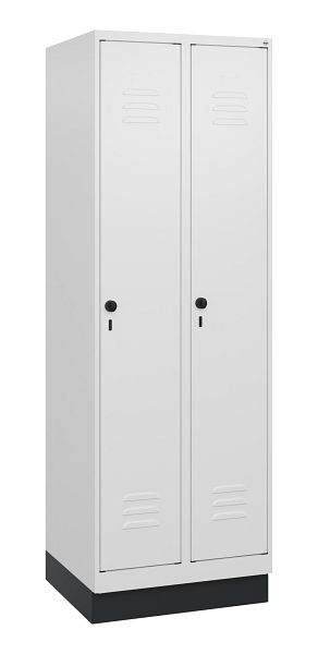 C+P Umkleidespind Classic PLUS mit Mitteltrennwand, Sockel, 2 Abteile, 1800x600x500mm, 9016/9016, Drehriegel, 0800207-20F S10014