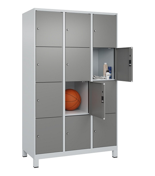 C+P Schließfachschrank Evolo PLUS, mit Füßen, 12 Fächer, 1950x1200x500mm, 7035/0005000 RDS Stahlgrau, Abteile 3, Abteilbreite 400 mm, 049010-324 S10014