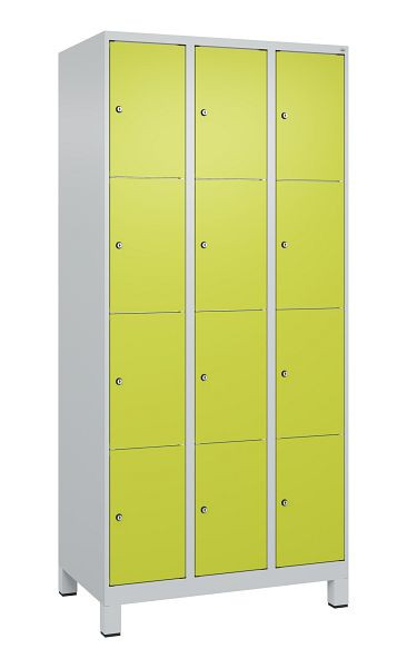 C+P Schließfachschrank Classic PLUS, Füße, 3 Abteile mit je 4 Fächern, 1950x900x500mm, 7035/0024, 080010-304 S10010