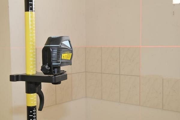 hedue Linienlaser L1, Arbeitsradius ohne Laser-Empfänger 10 m, Arbeitsradius mit Laser-Empfänger 50 m, L216