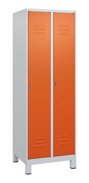 C+P Umkleidespind Classic PLUS, Füße, 2 Abteile, 1800x600x500mm, 7035/2004, Zylinderschlösser, 0800107-20 S10031