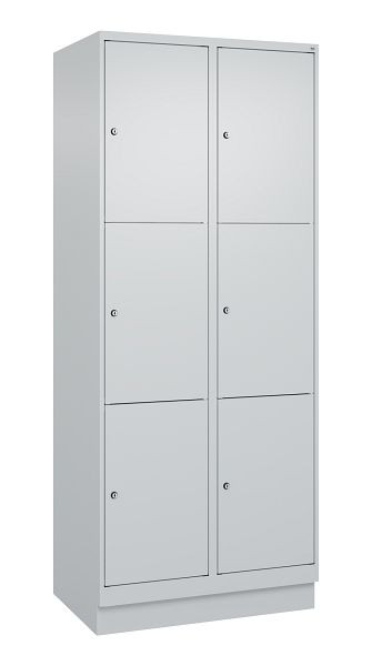 C+P Schließfachschrank Classic PLUS, Sockel, 2 Abteile mit je 3 Fächern, 1950x800x500mm, 7035/7035, 080020-223 S10009