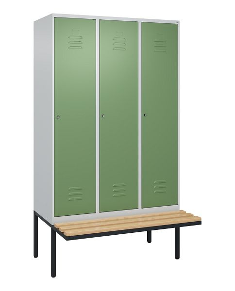 C+P Umkleidespind Classic PLUS, 3 Abteile, 2120x1200x815mm, 7035/6011, Zylinderschlösser, Buche-Sitzleisten, je 2 Doppel-Haken, 0800407-32F S10050