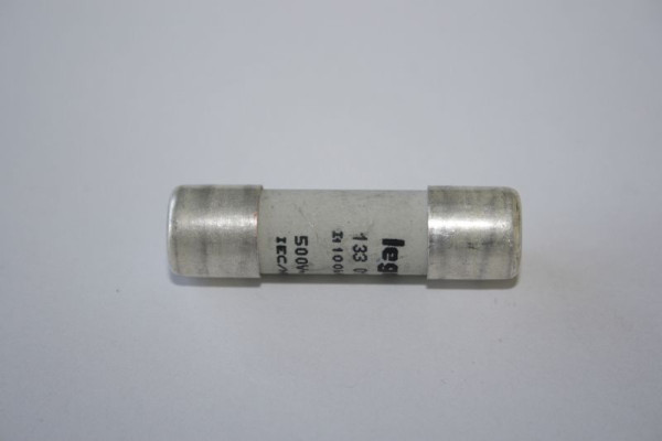 ELMAG Sicherung 'KERAMIK', 10x38 mm, 10 Amperefür alle MKS-Sägen 'CE' undLade-Startgerät CYBER 600, 9708364