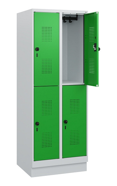 C+P Doppelstöckiger Spind Evolo PLUS, Sockel, 4 Fächer, 1630x600x500mm, 7035/603, Drehriegel, 0493205-20 S10011
