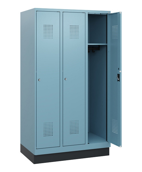 C+P Spind Evolo PLUS, Sockel, 3 Abteile, 1630x900x500mm, 0010/0010, Zylinderschloss, 0490205-30 S10048