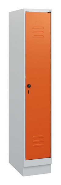 C+P Umkleidespind Classic PLUS, Sockel, 1630x300x500mm, 7035/2004, Drehriegel, 0800205-10 S10030