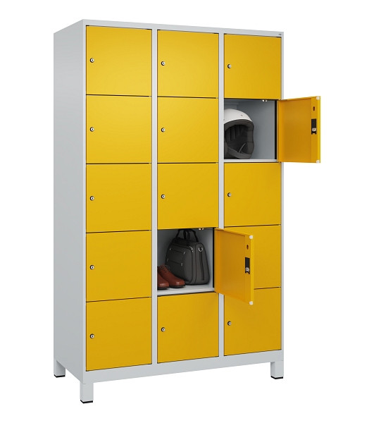 C+P Schließfachschrank Evolo PLUS, mit Füßen, 15 Fächer, 1950x1200x500mm, 7035/1004 Goldgelb, 049010-325 S10000