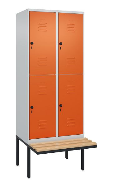 C+P Doppelstöckiger Spind Classic PLUS, 2 Abteile, 2120x800x815mm, 7035/2004, Drehriegel, Sitzleisten aus Buche, schwebende Sitzfläche, 0803407-22 S10180