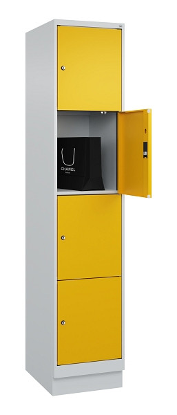 C+P Schließfachschrank Evolo PLUS, mit Sockel, 4 Fächer, 1950x400x500mm, 7035/10, Frontfarbe RAL 1004 Goldgelb, 049020-124 S10000