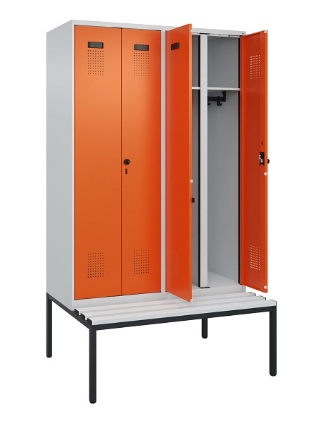 C+P Schwarz-Weiß-Spind Evolo PLUS, Bank, 4 Abteile, 2120x1200x815mm, 7035/2004, Drehriegel, Sitzfläche Kunststoff, Sitzbank, 0490527-40 S10056