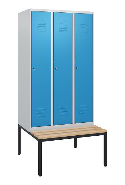 C+P Umkleidespind Classic PLUS, mit untergebauter Sitzbank, 3 Abteile, 1950x900x815mm, 7035/5012, Zylinderschlösser, Buche-Sitzleisten, 0800505-30 S10019