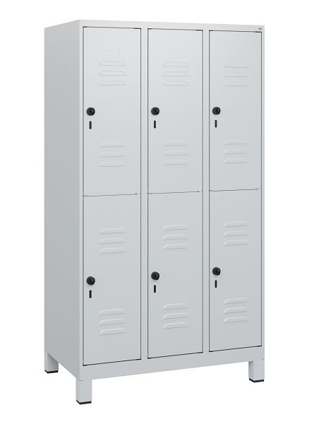 C+P Doppelstöckiger Spind Classic PLUS, Füße, 3 Abteile, 1630x900x500mm, 7035/7035, Drehriegel, 0803105-30 S10009