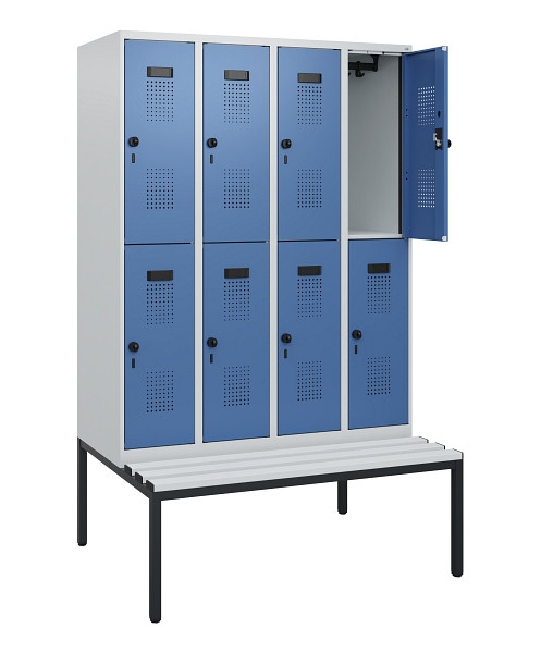 C+P Doppelstöckiger Spind Evolo PLUS, Bank, 8 Fächer, 1950x1200x815mm, 7035/5023, Drehriegel, Sitzfläche Kunststoff, Sitzbank, 0493505-40 S10097
