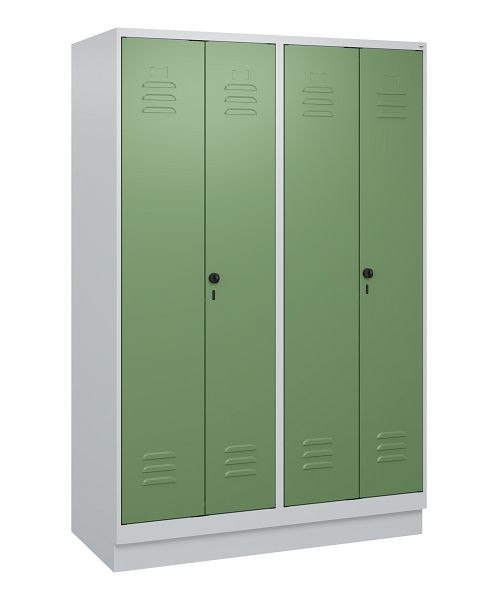 C+P Umkleidespind Classic PLUS, Doppel-Spind, Sockel, 4 Abteile, 1800x1200x500mm, 7035/6011, Drehriegel, 0800227-40P S10006