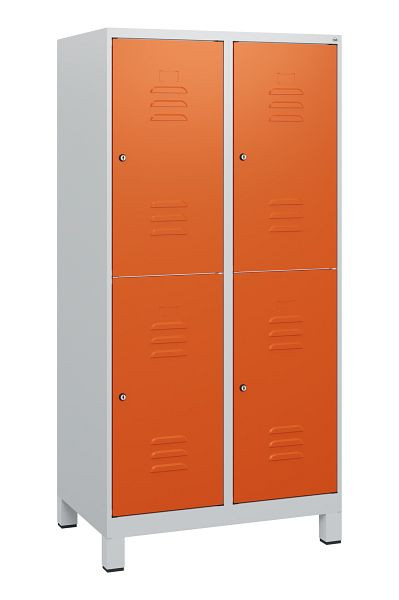 C+P Doppelstöckiger Spind Classic PLUS, Füße, 2 Abteile, 1630x800x500mm, 7035/2004, Zylinderschlösser, 0803105-22 S10062