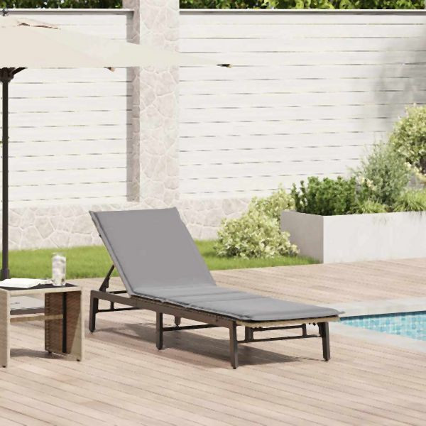 vidaXL Sonnenliege mit Auflage Beige Poly Rattan, 4104082