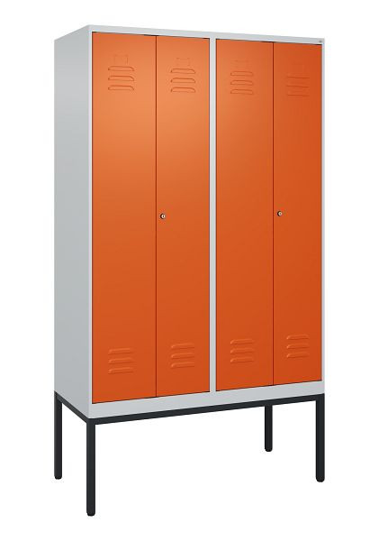 C+P Umkleidespind Classic PLUS, Doppel-Spind, Gestell, 4 Abteile, 2120x1200x500mm, 7035/2004, Zylinderschlösser, 0800327-40P S10046